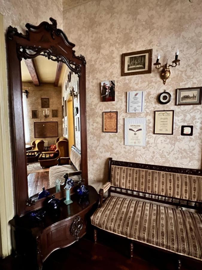 Willa Szwadron Łańcut Buitenkant foto